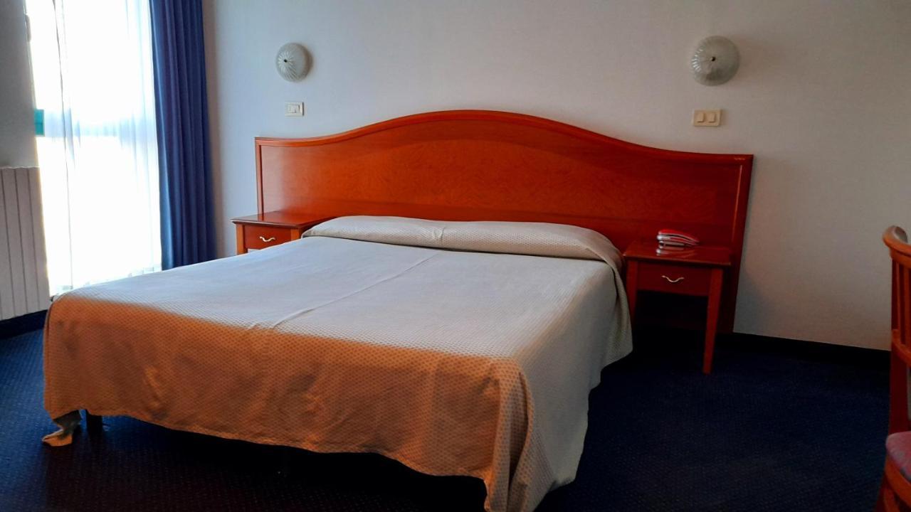 Hotel Tortorina Urbino Exteriér fotografie