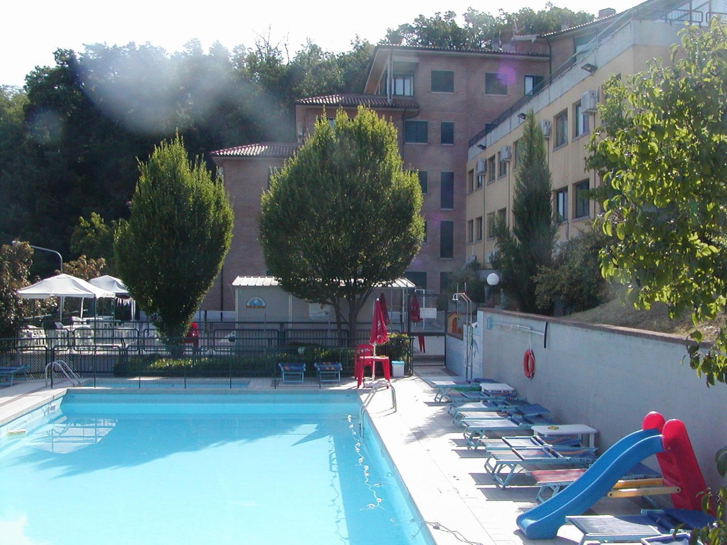 Hotel Tortorina Urbino Exteriér fotografie